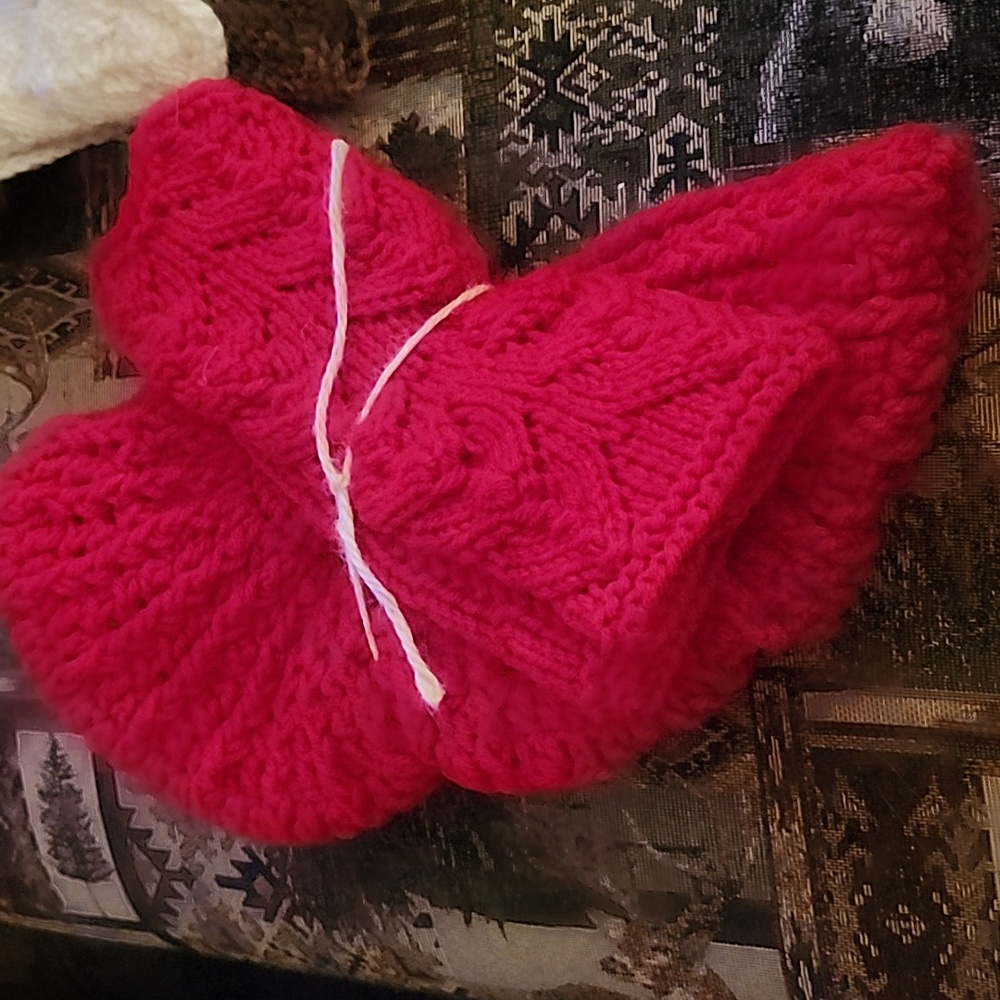 Hand made  beret with fingerless gloves